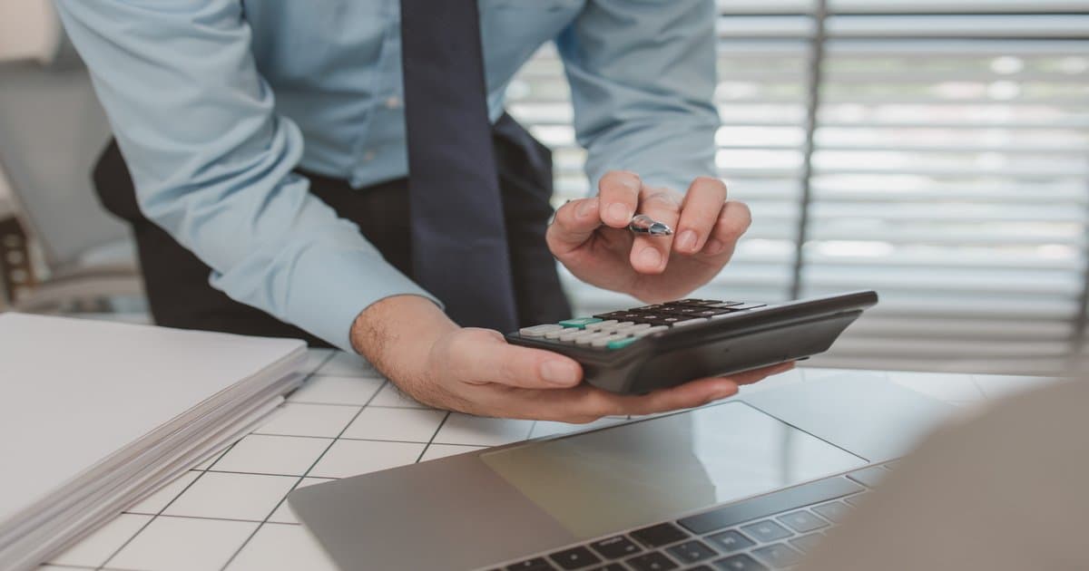 Paga la gratificación de julio con Factoring y sin endeudarte