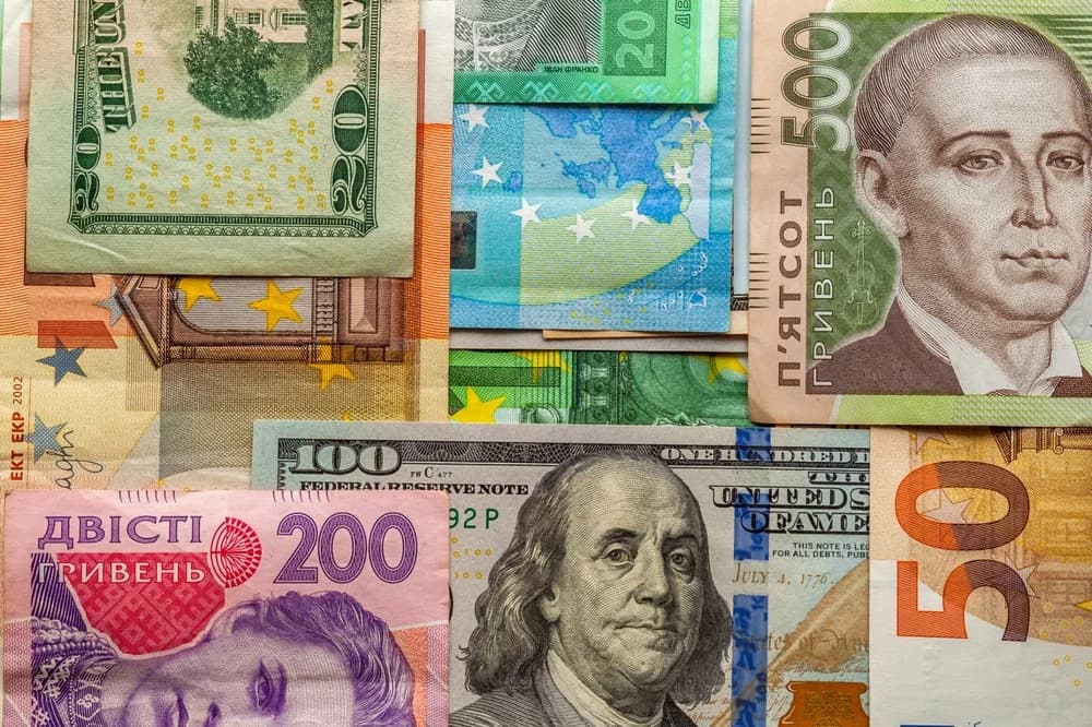 Mercado negro de divisas: causas, riesgos y efectos económicos