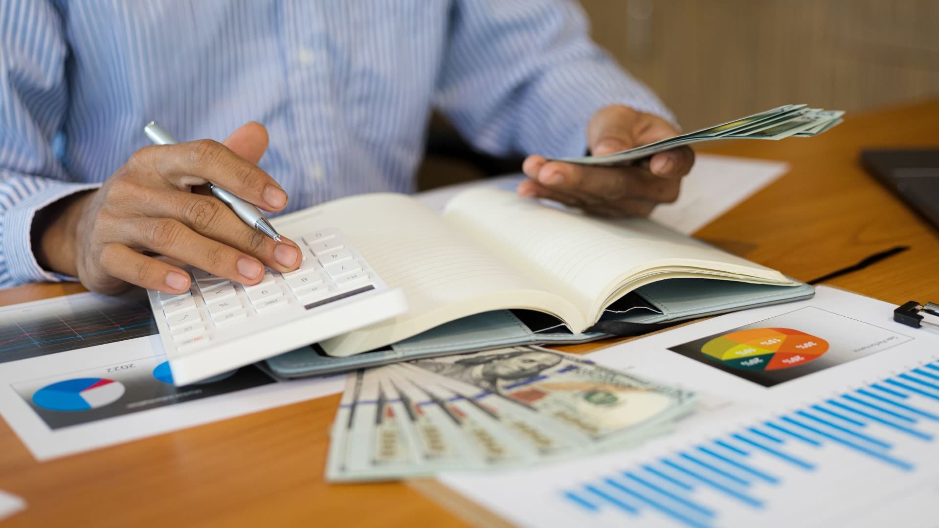 Ejemplos de factoring y casos prácticos en empresas peruanas